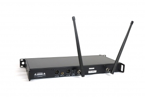 RFIntell QL7R/T1-B 720,500-754,000 МГц 2-канальная радиосистема с 2-мя ручными микрофонами в Мурманске